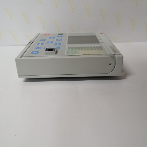 ABB REF615面板1 (3)